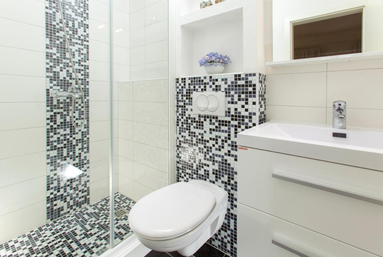 Pansion Mlikota Bed and Breakfast Promajna Εξωτερικό φωτογραφία