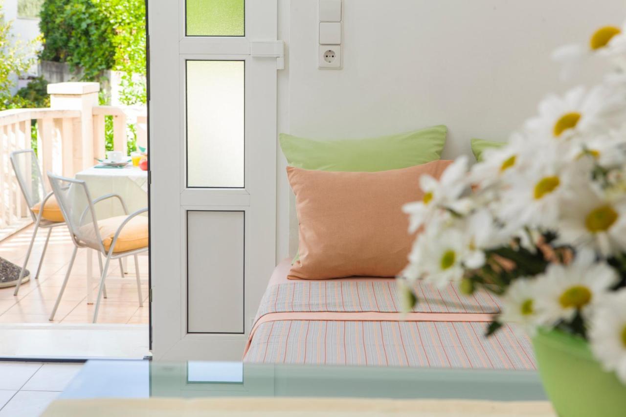 Pansion Mlikota Bed and Breakfast Promajna Εξωτερικό φωτογραφία